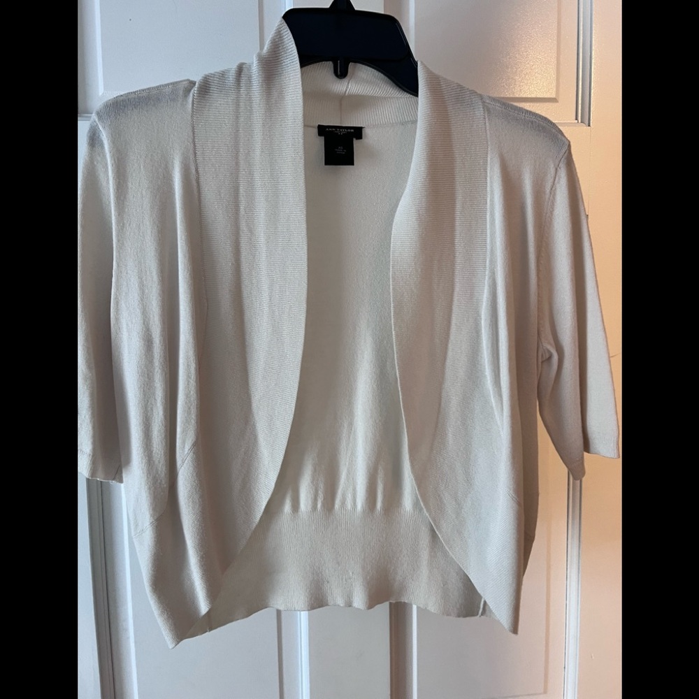 Ann Taylor white cardigan size extra small